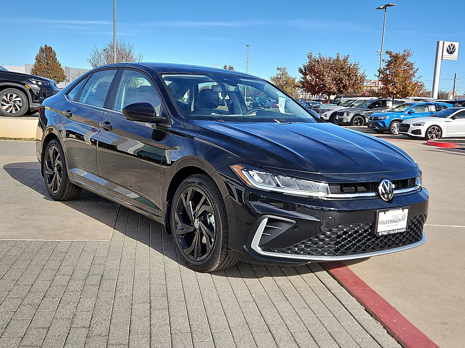 New 2026 Volkswagen Jetta SE image 4