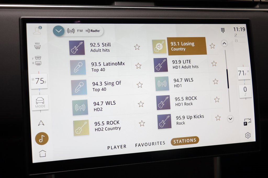 New 2025 Land Rover Range Rover SE image 10