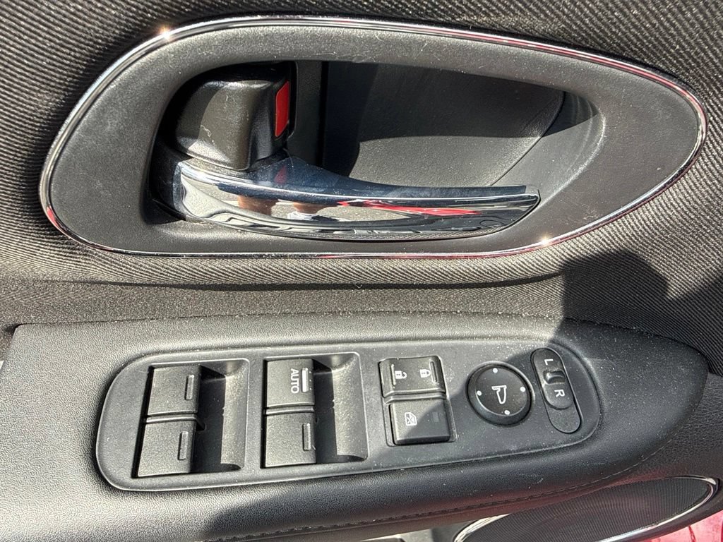 Used 2018 Honda HR-V EX image 17