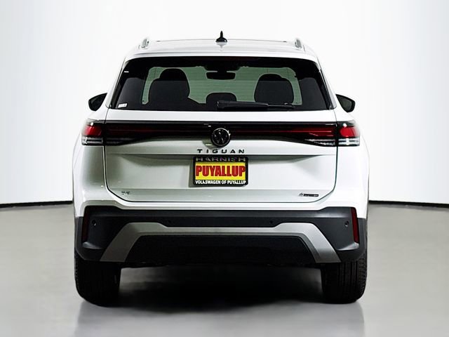 New 2025 Volkswagen Tiguan SE image 6