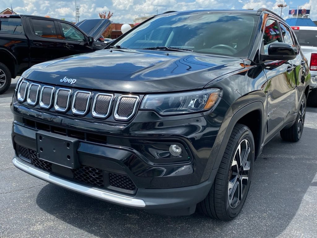 Used 2022 Jeep Compass Limited AWD/4WD image 4