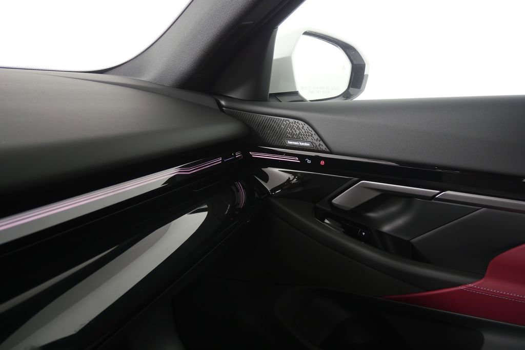 New 2026 BMW 530i image 25