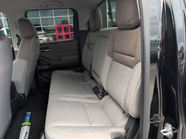 Used 2024 Nissan Frontier SV RWD image 26