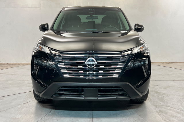 Used 2026 Nissan Rogue SV w/ Cold Weather Package AWD/4WD image 8