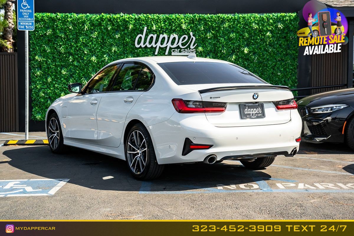 Used 2021 BMW 330e w/ Convenience Package RWD image 7