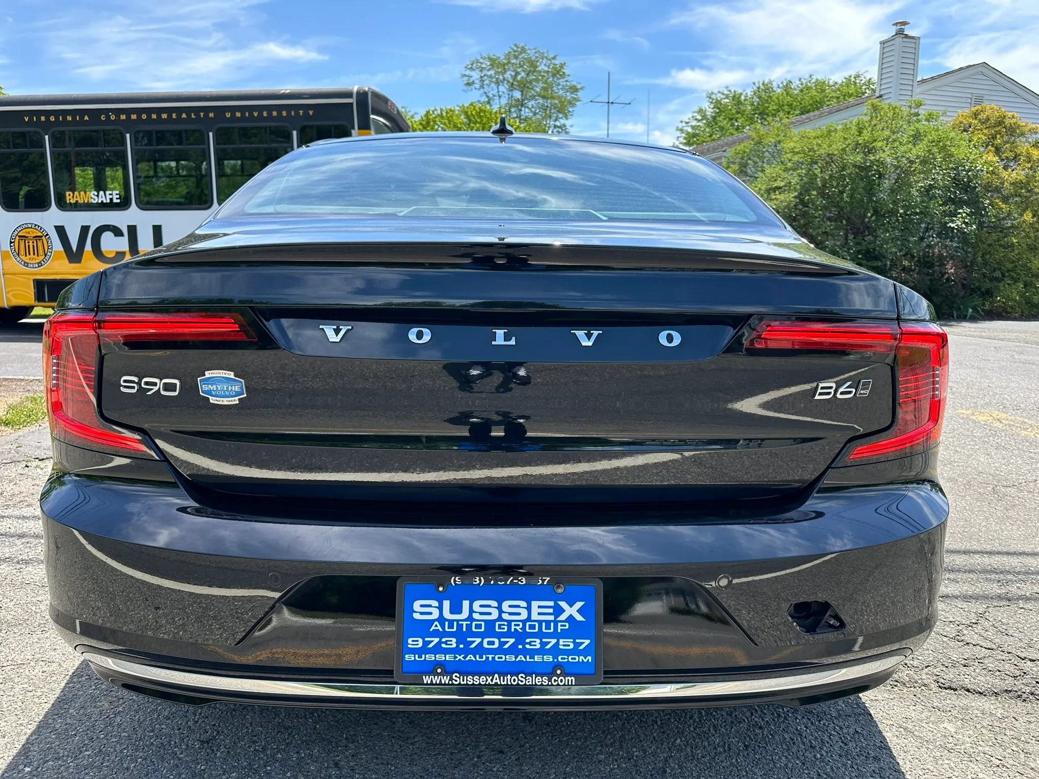 Used 2023 Volvo S90 B6 Plus AWD/4WD image 5