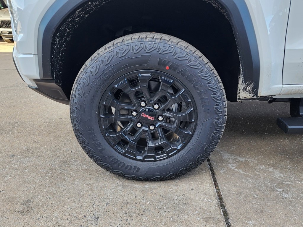 New 2026 GMC Canyon Elevation w/ Convenience Package image 52