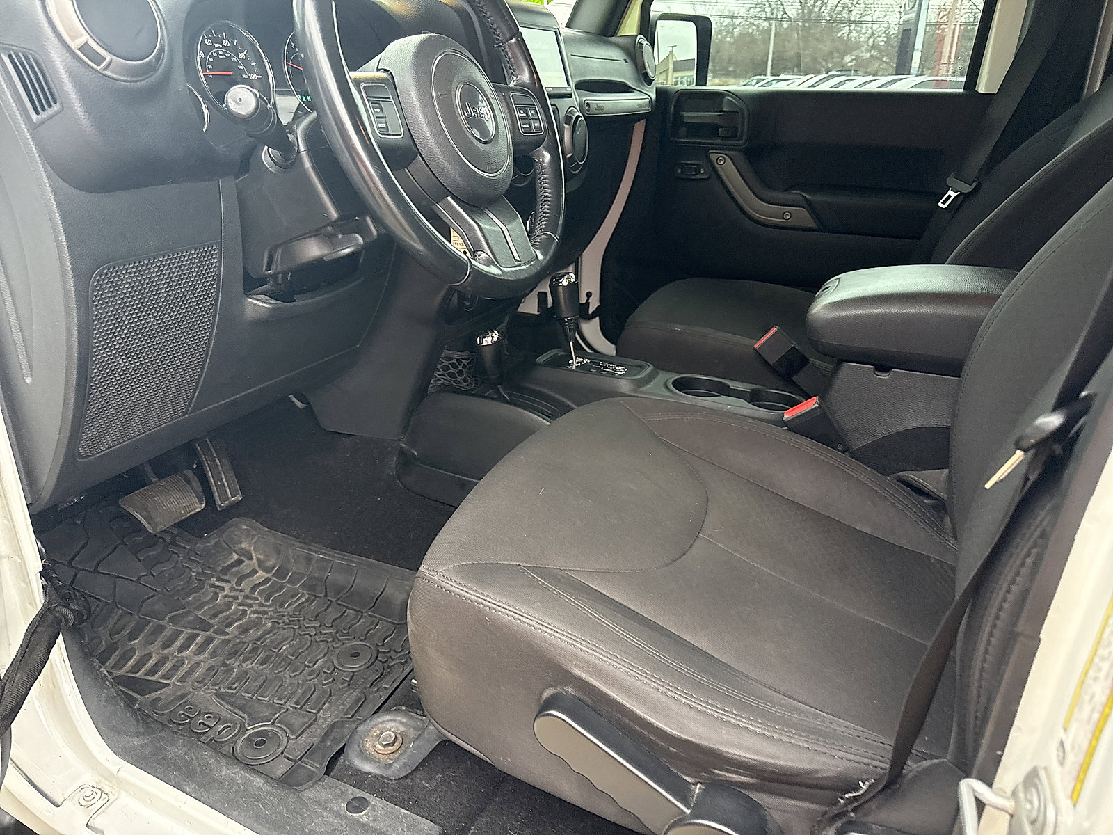 Used 2018 Jeep Wrangler Unlimited Sport S image 14