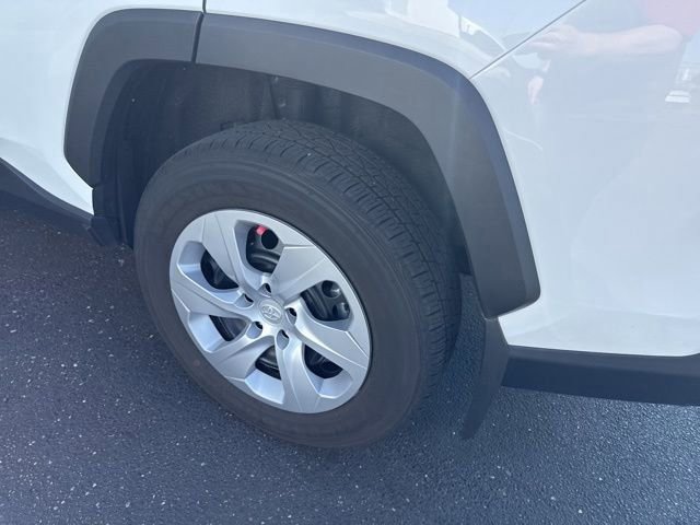Certified 2025 Toyota RAV4 LE image 21