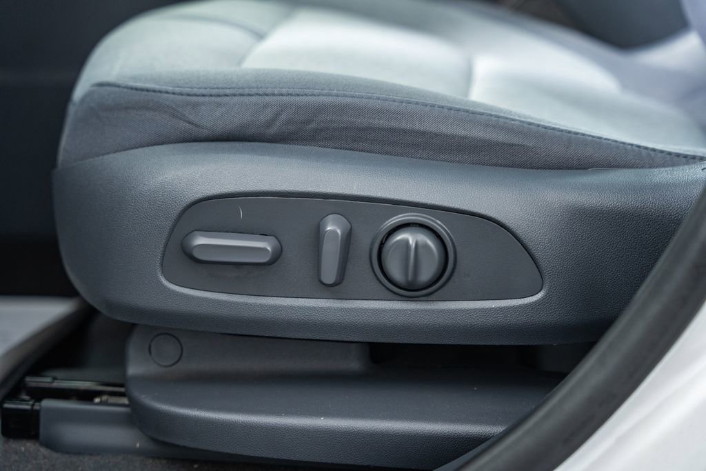 Used 2021 Chevrolet Blazer LT w/ LPO, Floor Liner Package image 34