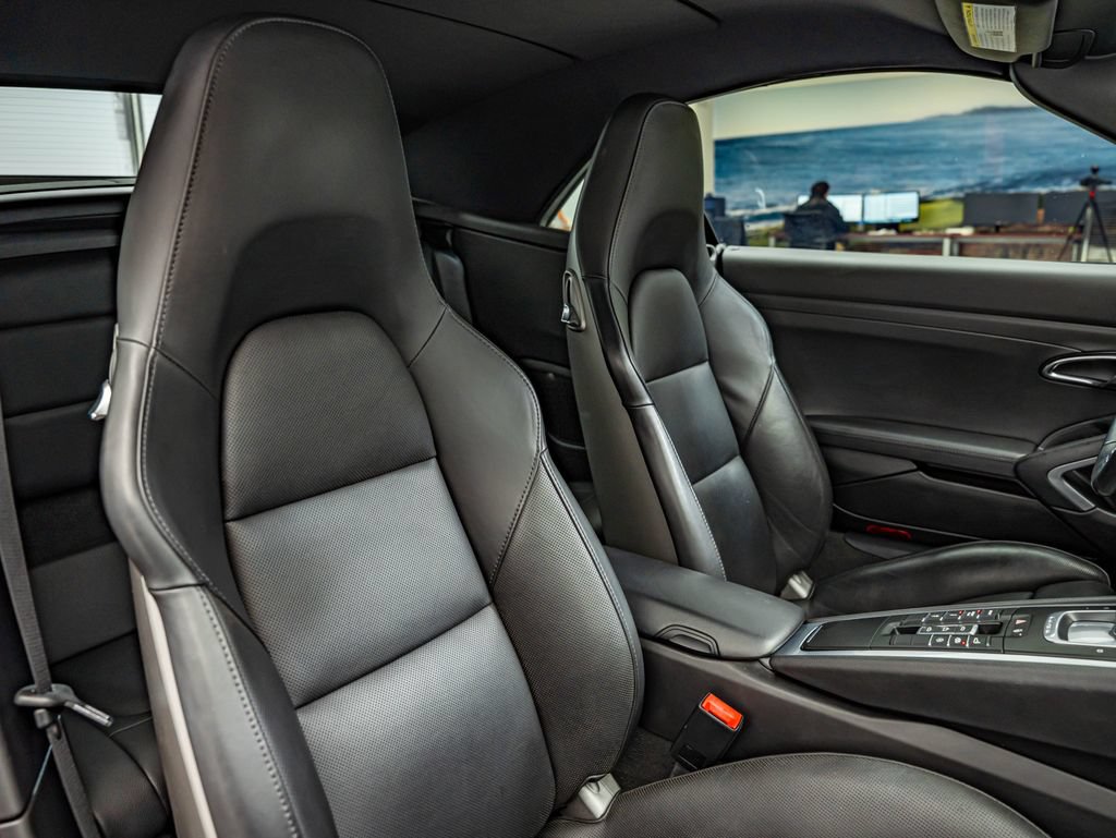 Used 2012 Porsche 911 Carrera S RWD image 41