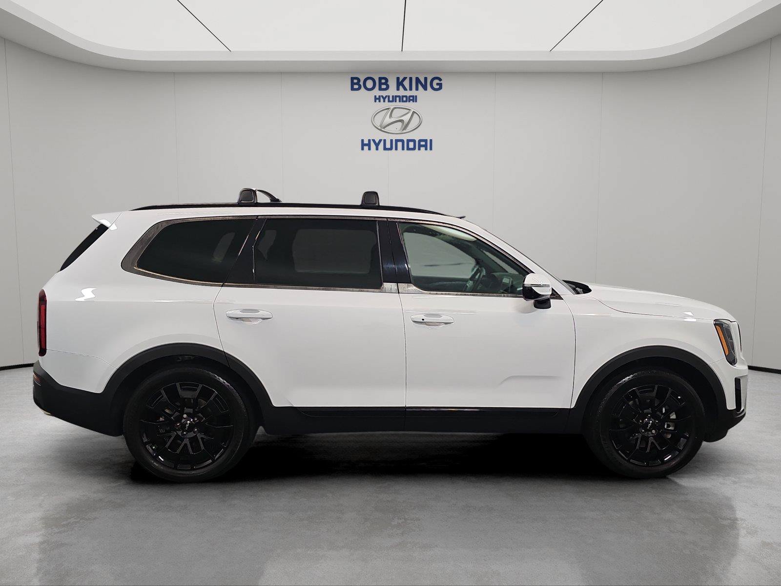 Used 2022 Kia Telluride SX w/ SX Prestige Package AWD/4WD image 6