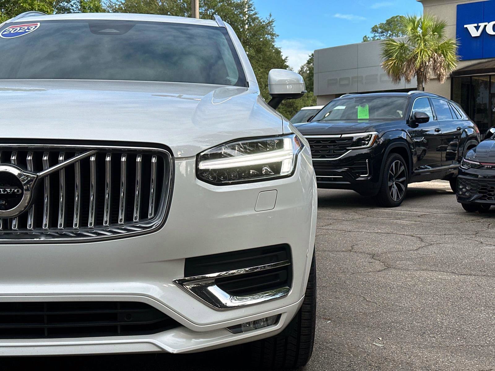 Certified 2023 Volvo XC90 B6 Ultimate w/ Protection Package Premier image 9