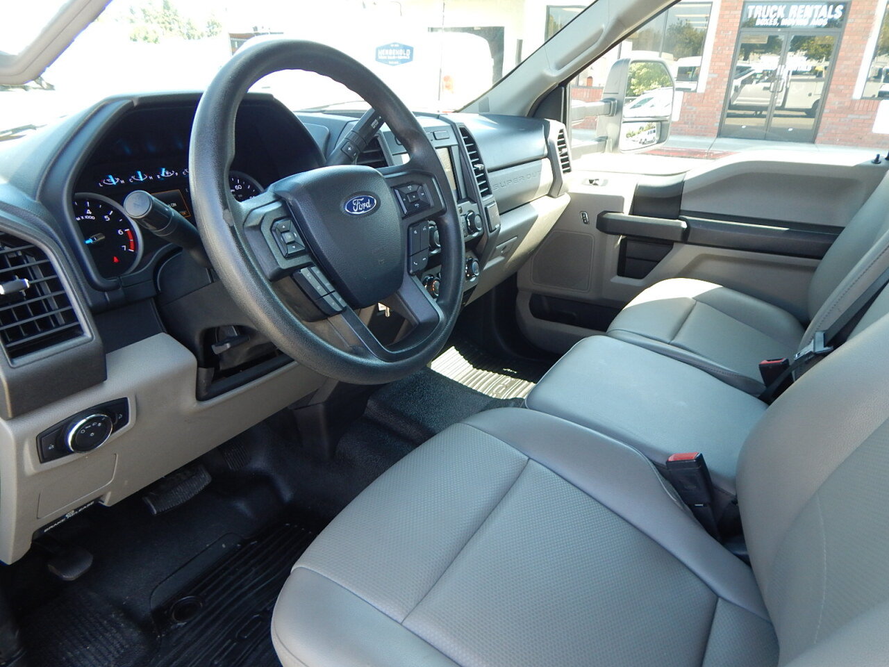 Used 2021 Ford F350 XL w/ Power Equipment Group RWD image 20