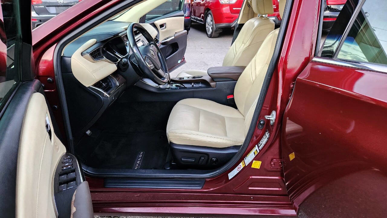 Used 2013 Toyota Avalon XLE Touring image 27