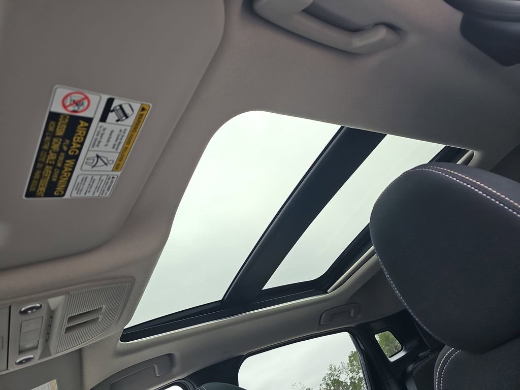 New 2026 Nissan Kicks SV w/ SV Premium Package FWD image 33