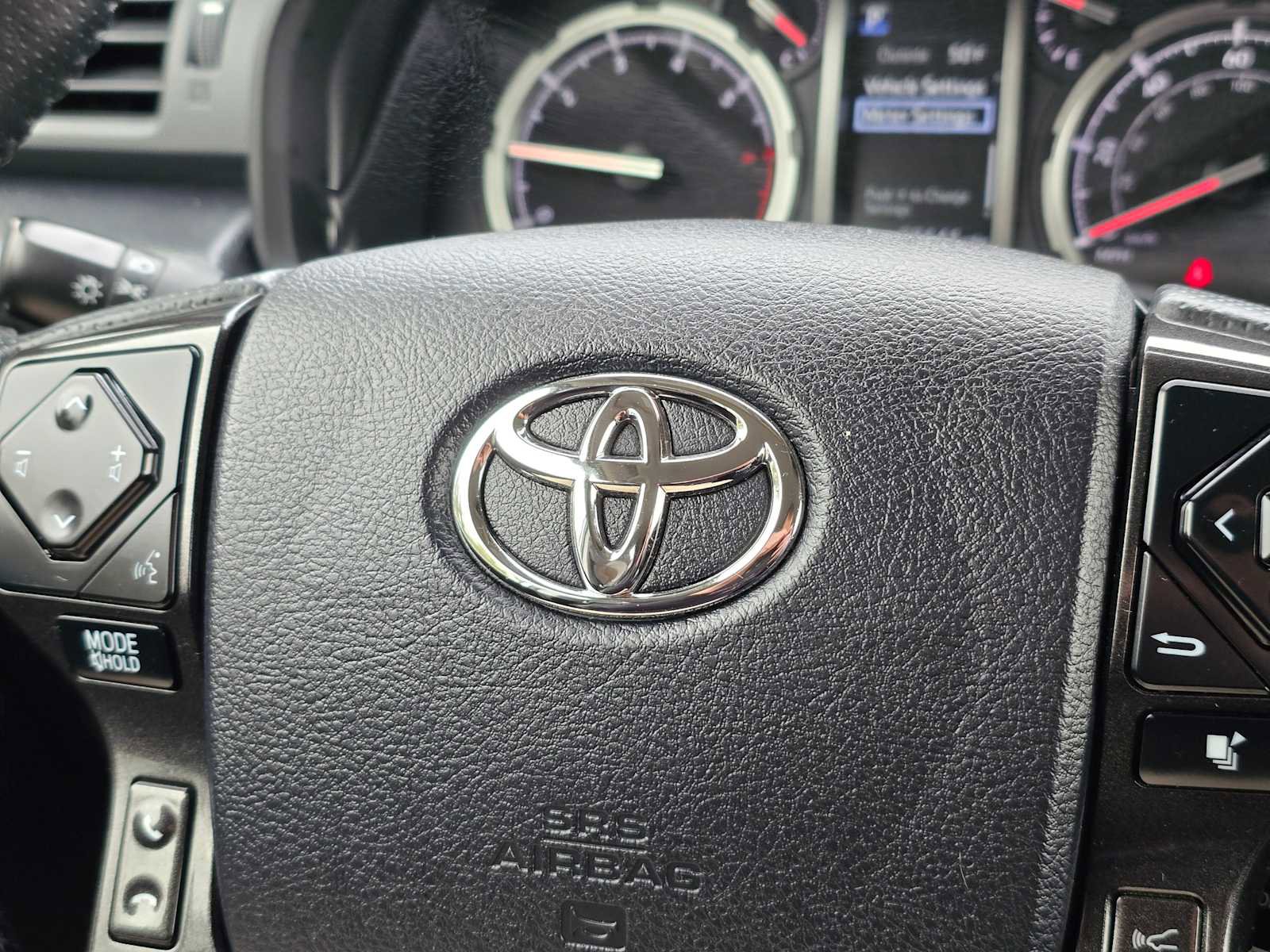 Certified 2023 Toyota 4Runner TRD Off-Road Premium AWD/4WD image 31
