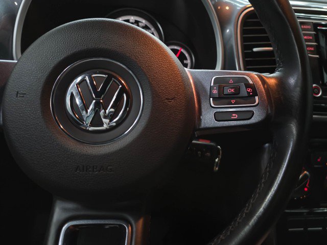 Used 2017 Volkswagen Beetle 1.8T S FWD image 22