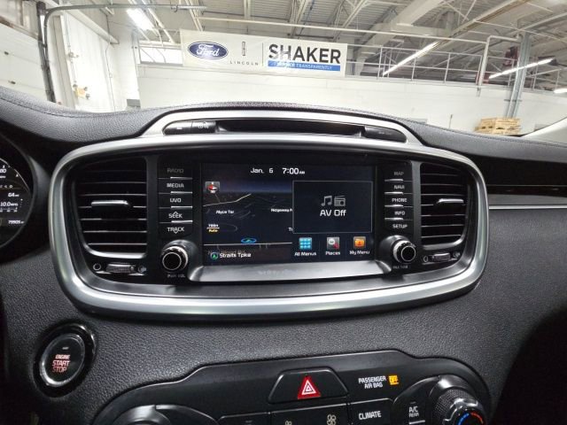 Used 2016 Kia Sorento EX w/ EX Touring Package image 24