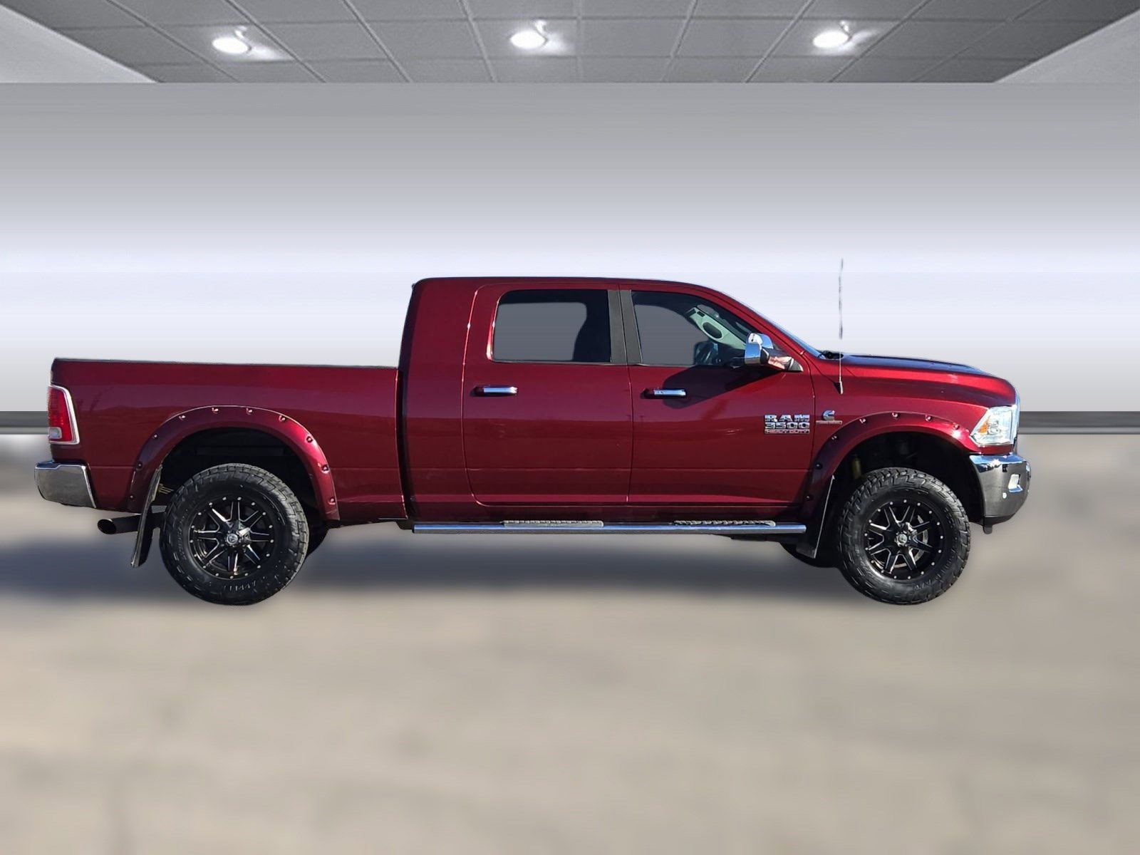 Used 2016 RAM 3500 Laramie w/ Convenience Group image 7