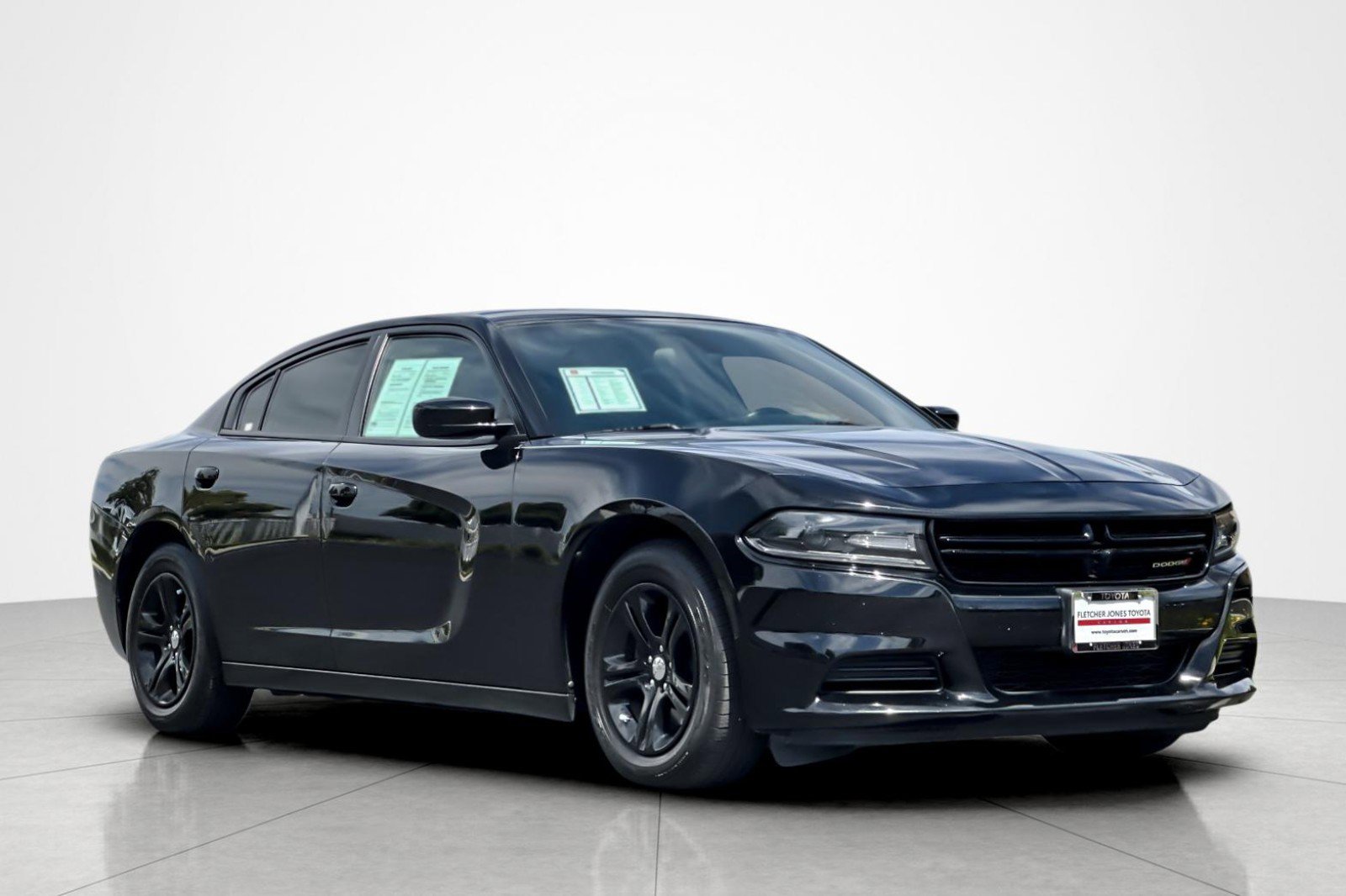 Used 2020 Dodge Charger SXT image 7