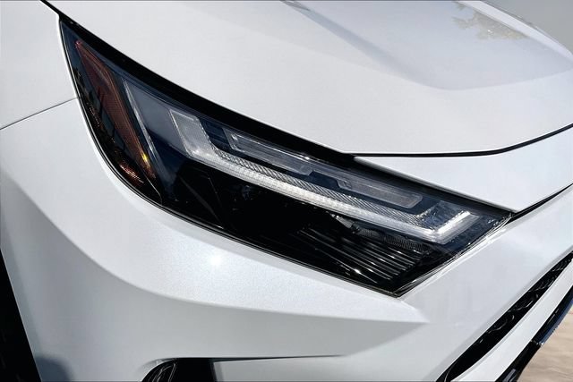 Used 2022 Toyota RAV4 XSE w/ Weather Package AWD/4WD image 32