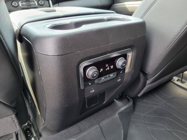 Used 2024 Chevrolet Tahoe Z71 w/ Luxury Package AWD/4WD image 28
