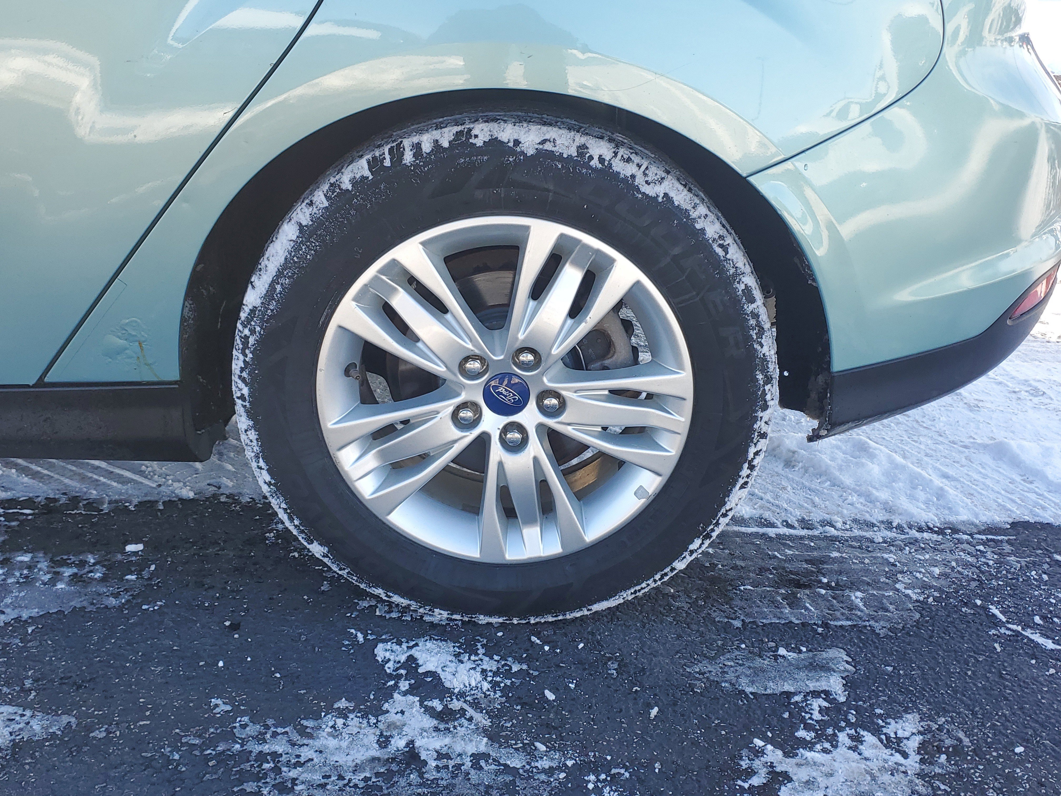 Used 2012 Ford Focus SEL image 5