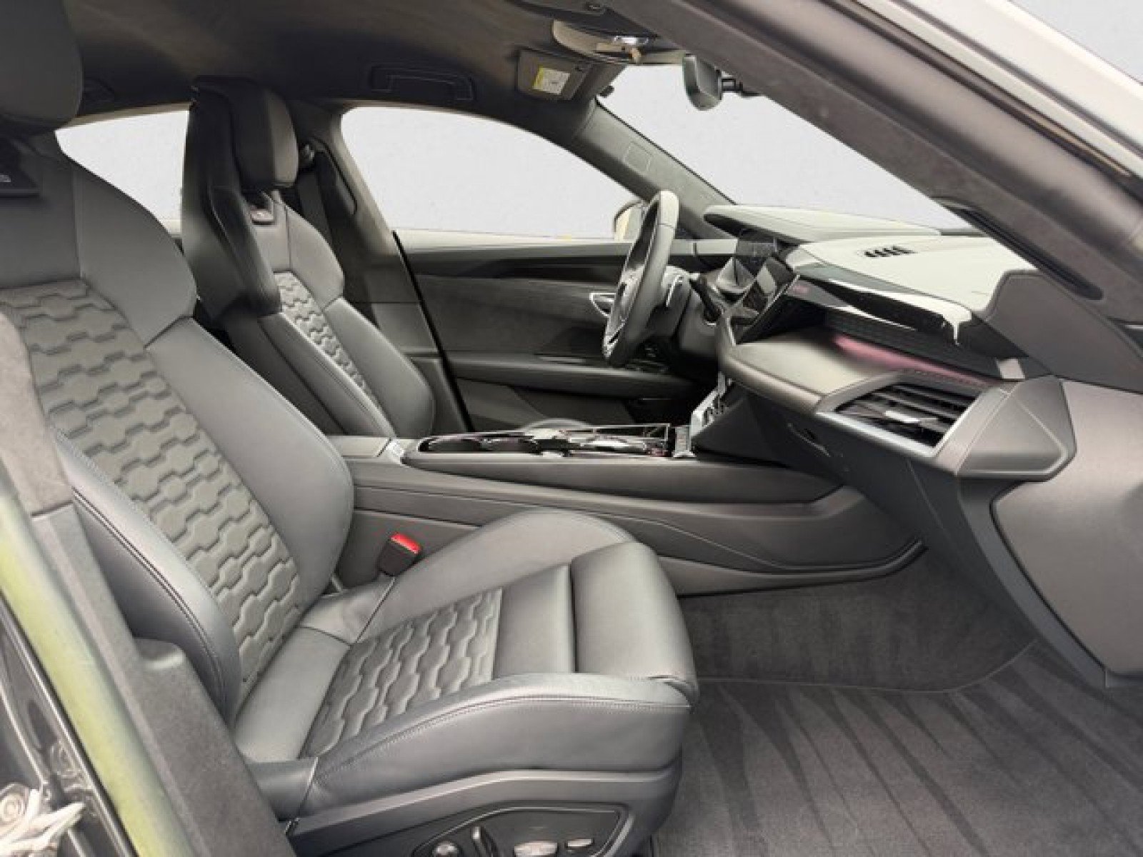 Used 2023 Audi RS e-tron GT w/ Carbon Performance Package image 19