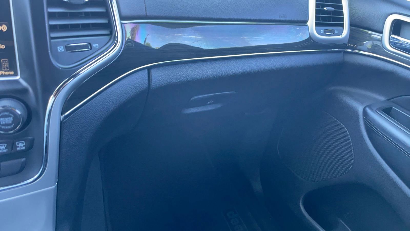 Used 2015 Jeep Grand Cherokee High Altitude RWD image 15