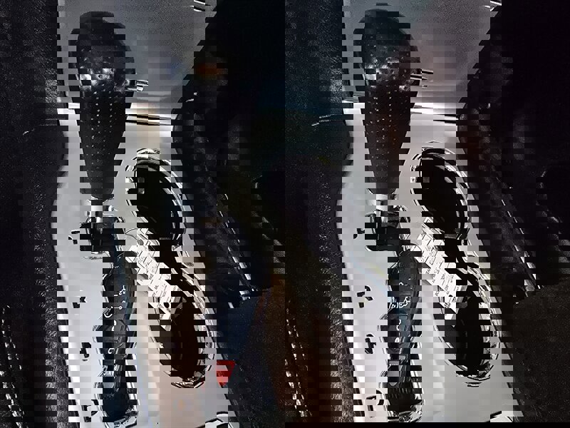 Used 2012 Jeep Grand Cherokee SRT8 w/ Luxury Group II image 23