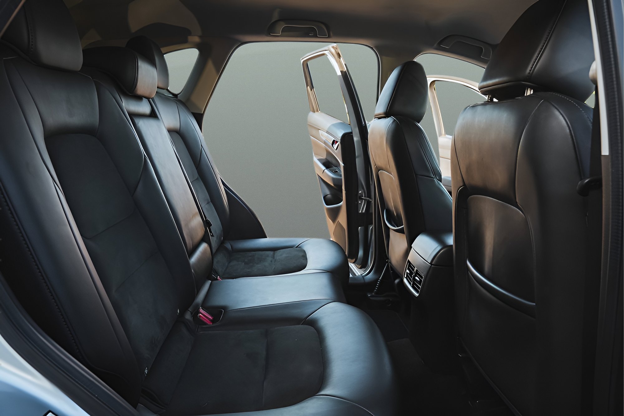 Used 2020 MAZDA CX-5 Touring image 17