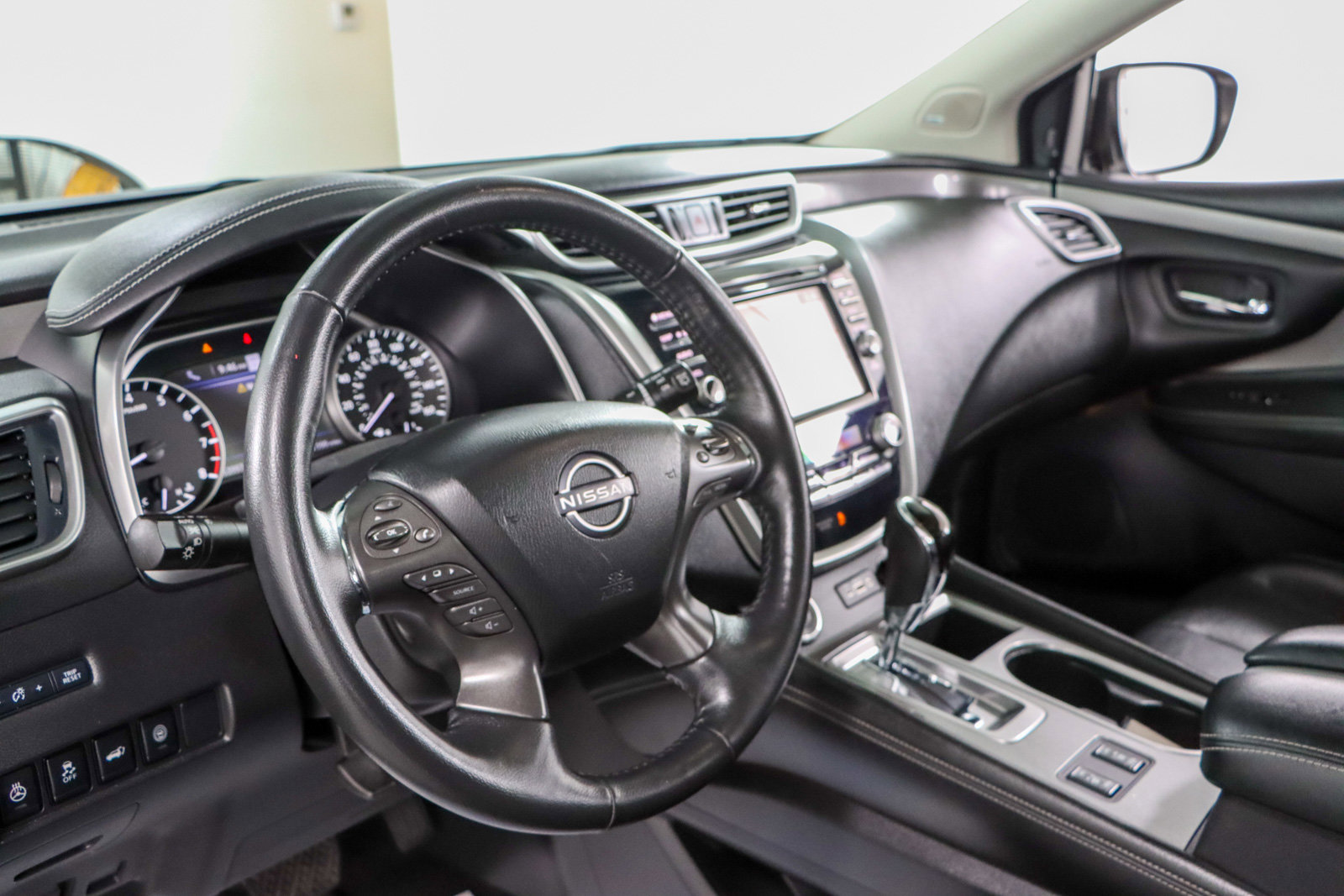 Used 2023 Nissan Murano SL w/ SL Moonroof Package image 23
