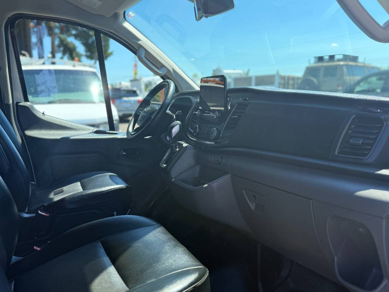 Used 2020 Ford Transit 350 XL RWD image 22