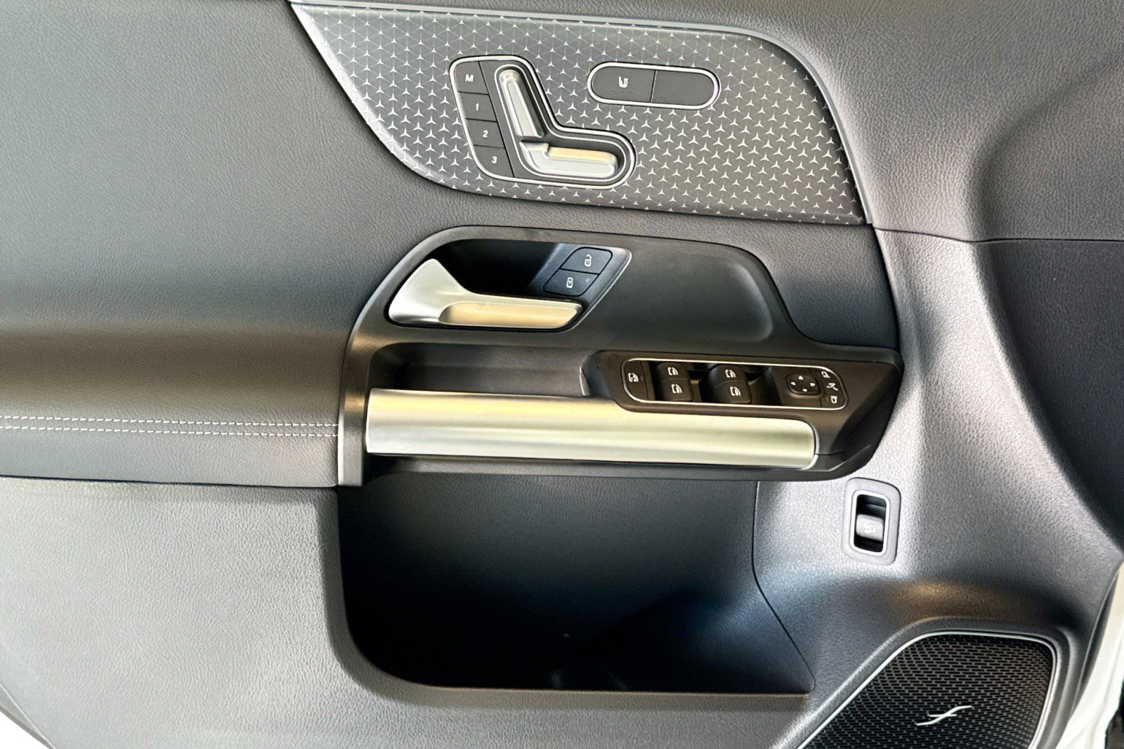 New 2026 Mercedes-Benz GLA 250 4MATIC image 16