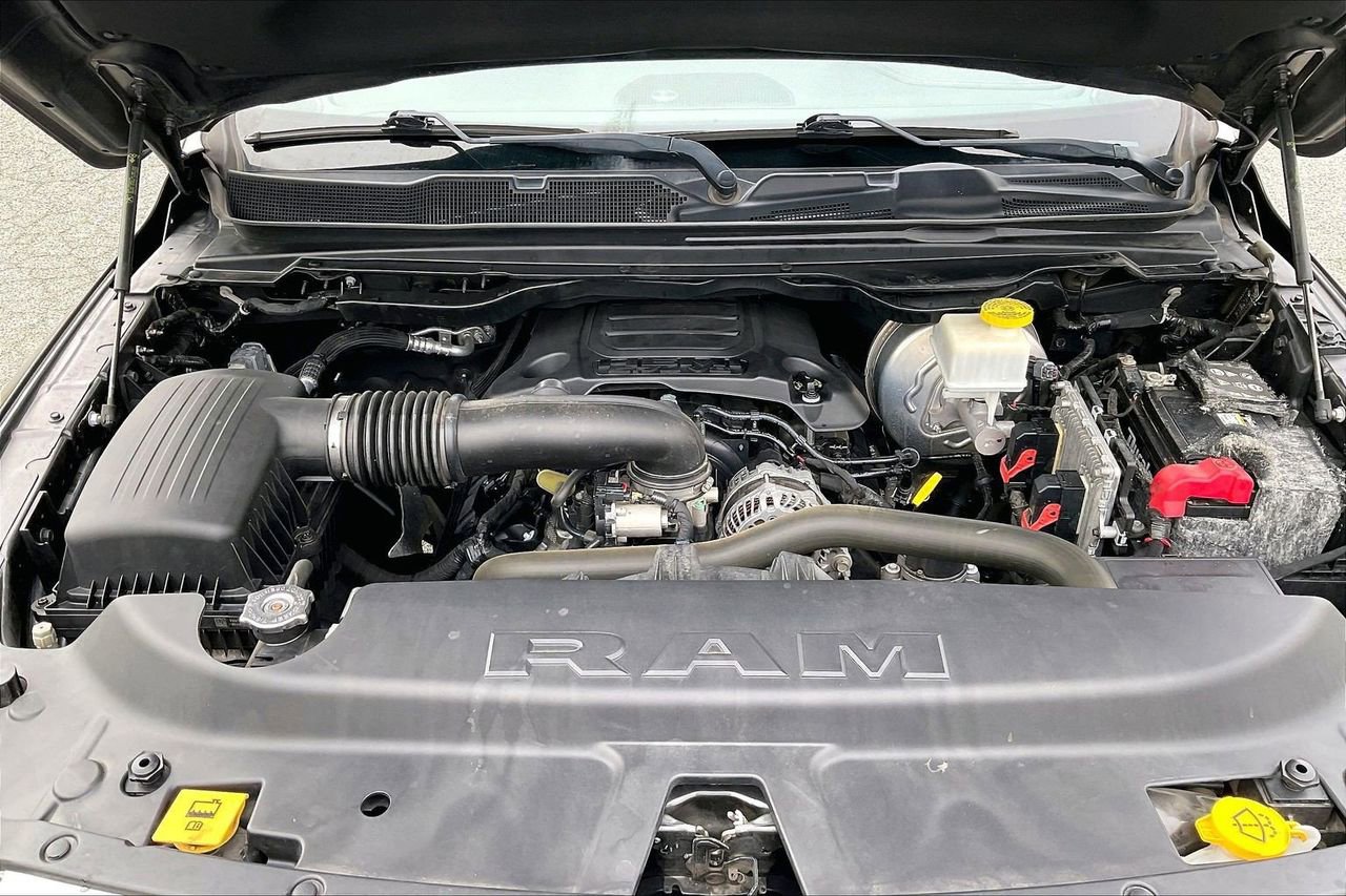 Used 2019 RAM 1500 Laramie image 36