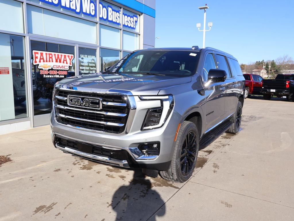 New 2026 GMC Yukon XL Elevation w/ LPO, Elevation Black Package AWD/4WD image 6