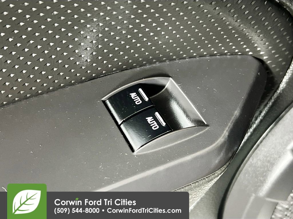 Used 2006 Ford Mustang GT Premium image 12