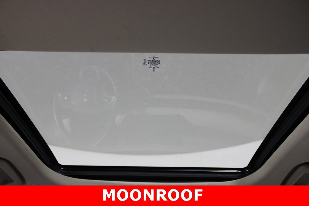 Used 2022 Lincoln Nautilus Reserve image 14