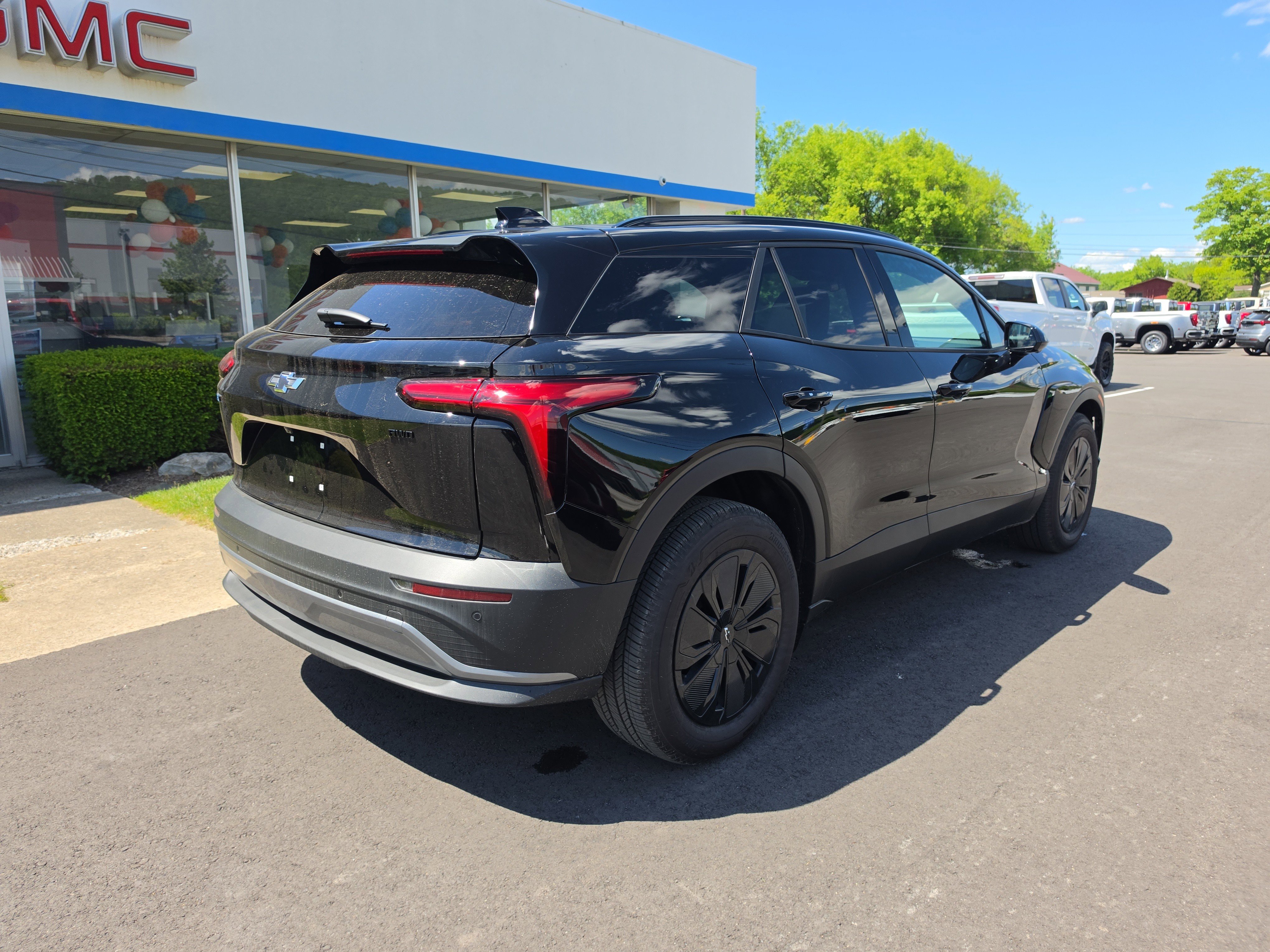 New 2025 Chevrolet Blazer EV LT AWD/4WD image 3