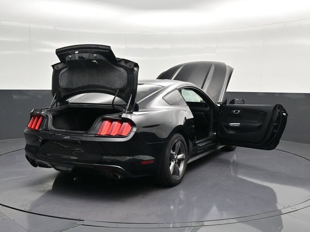 Used 2016 Ford Mustang Coupe w/ Equipment Group 051A RWD image 41