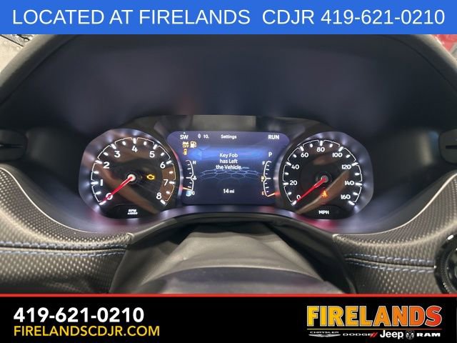 New 2025 Jeep Compass Latitude w/ Sun & Sound Group AWD/4WD image 16
