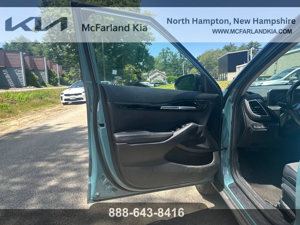 Used 2024 Kia Seltos S AWD/4WD image 15