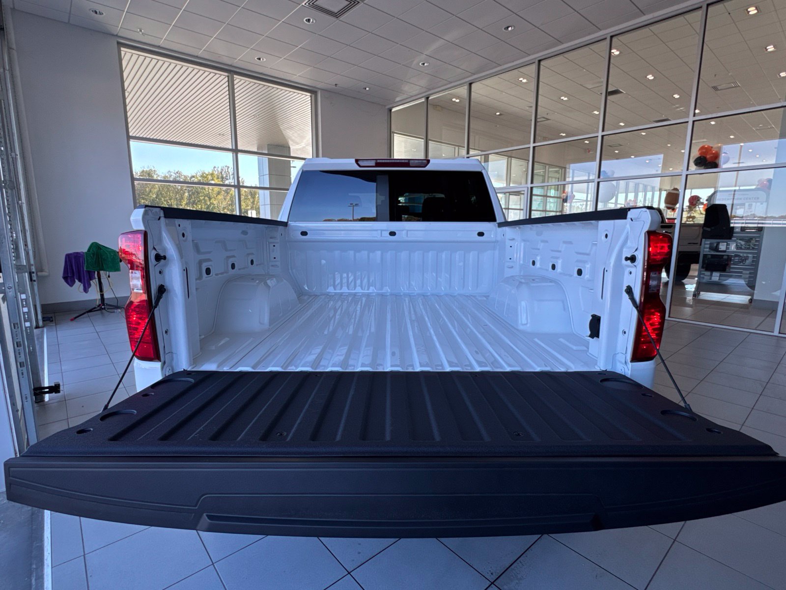 New 2026 Chevrolet Silverado 1500 Custom AWD/4WD image 11
