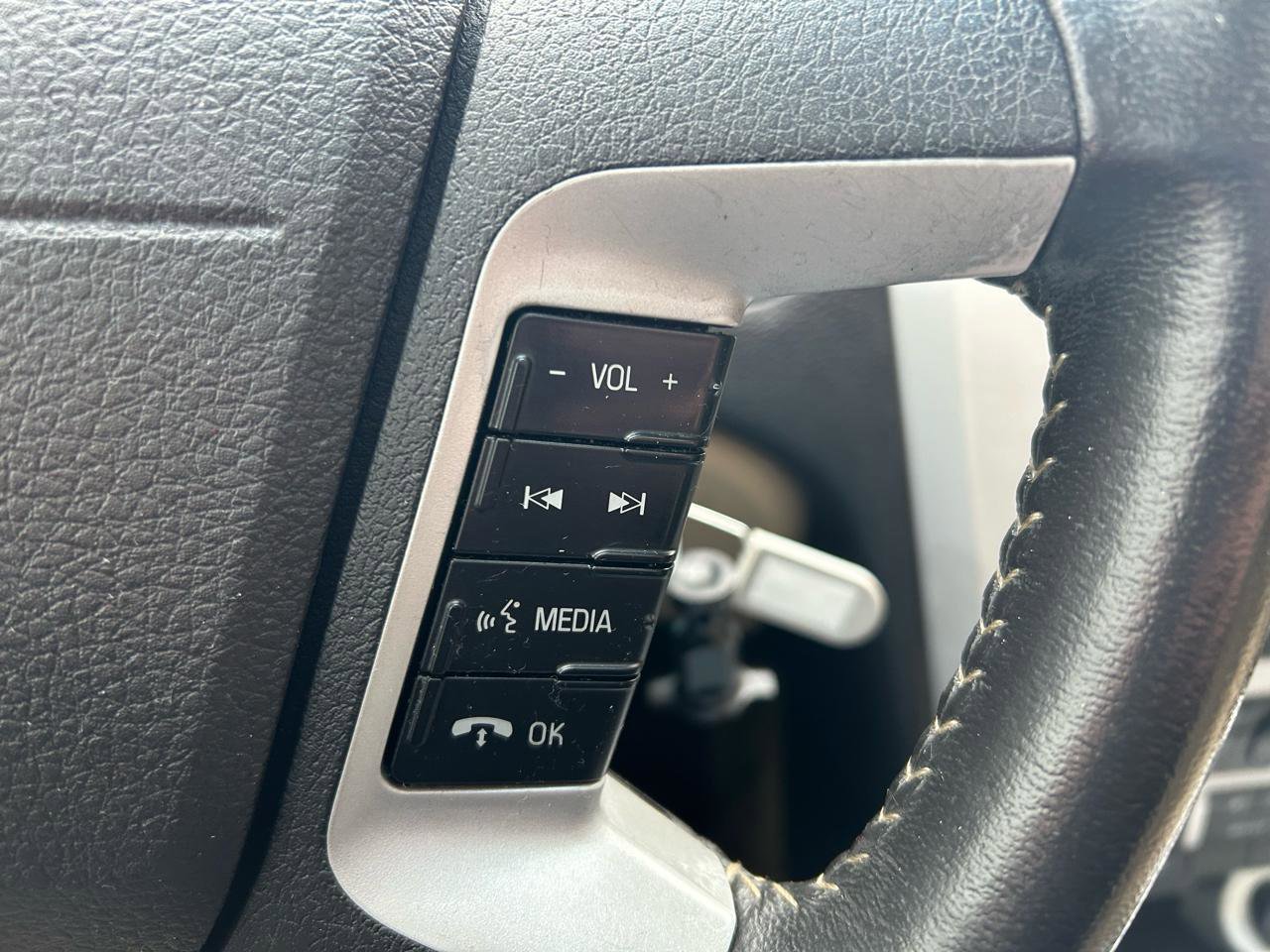 Used 2010 Mercury Milan Premier image 20