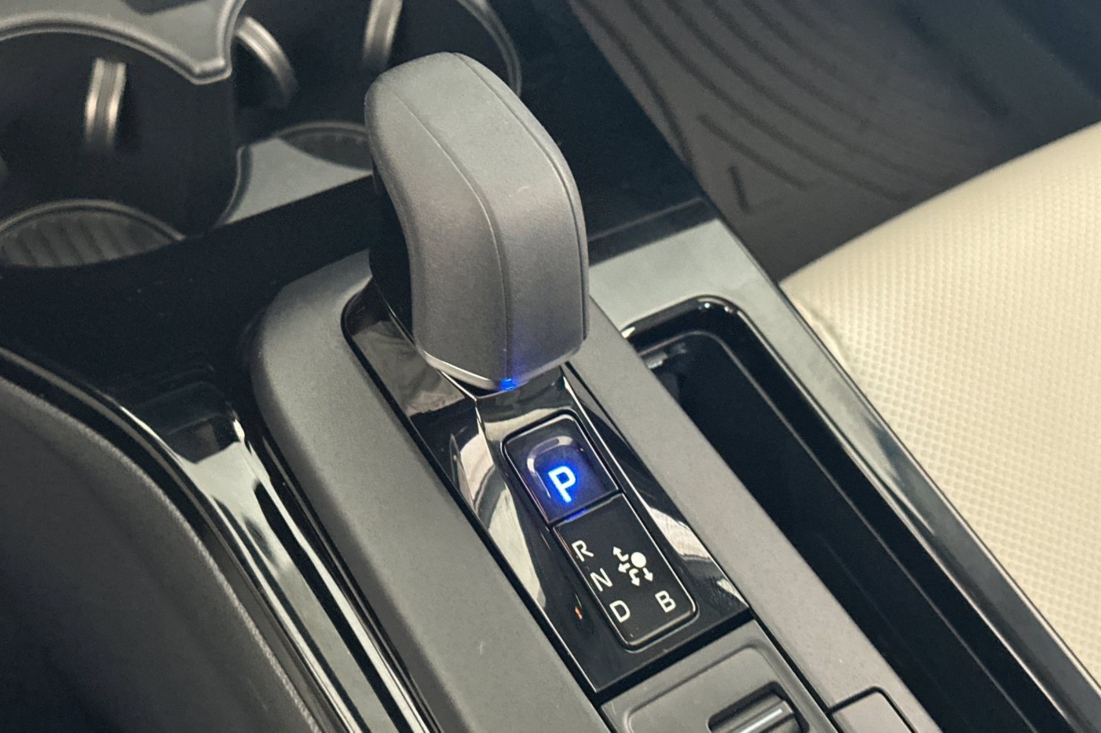 New 2026 Toyota Prius Limited AWD/4WD image 16
