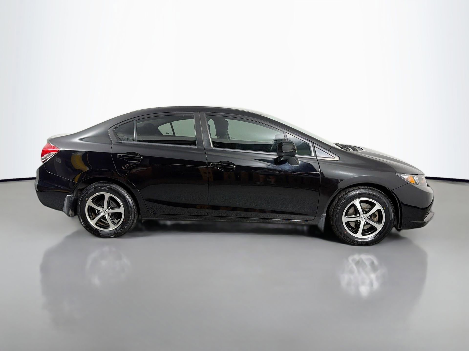 Used 2015 Honda Civic SE image 5