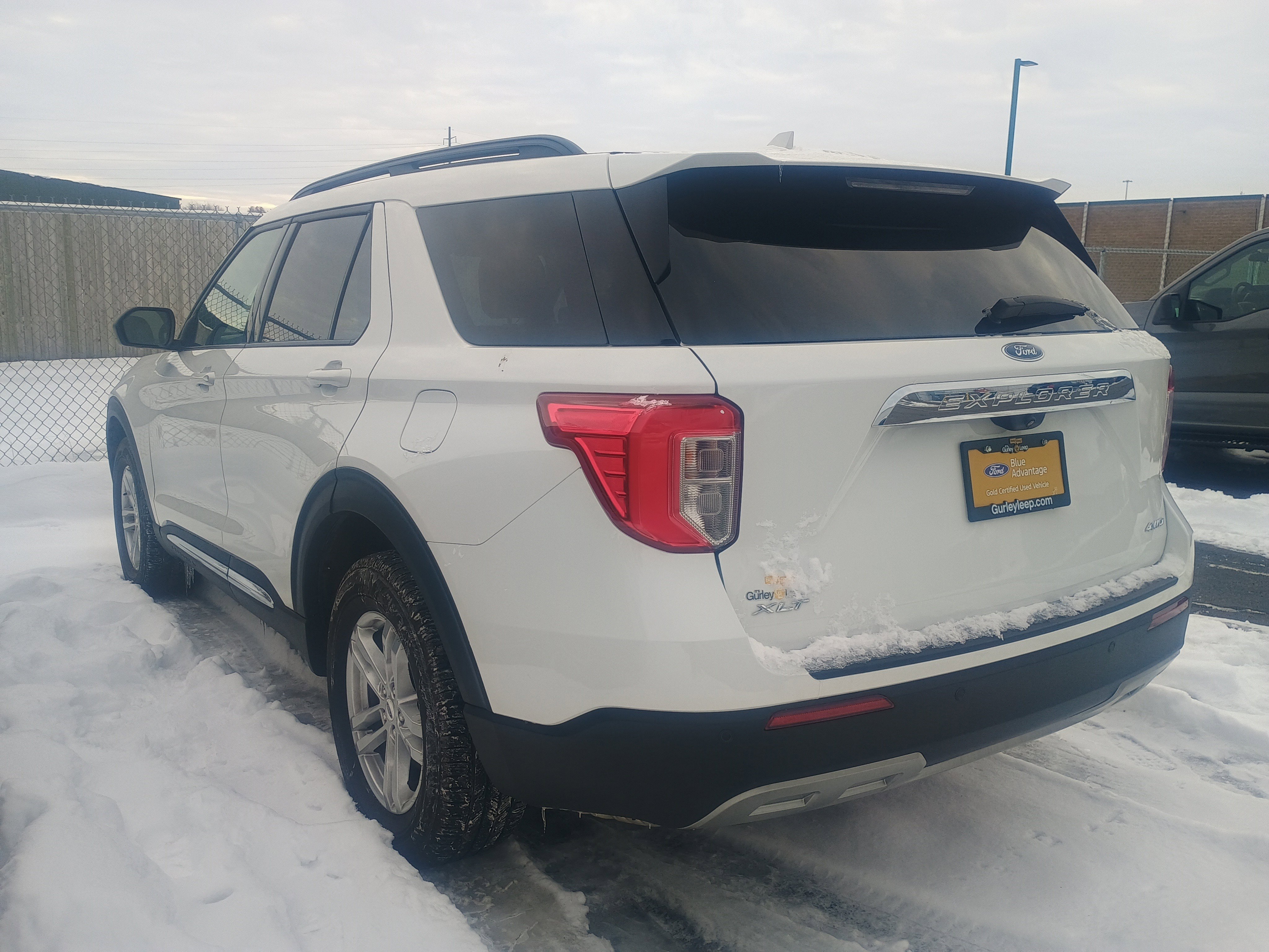 Certified 2023 Ford Explorer XLT w/ Equipment Group 202A image 4