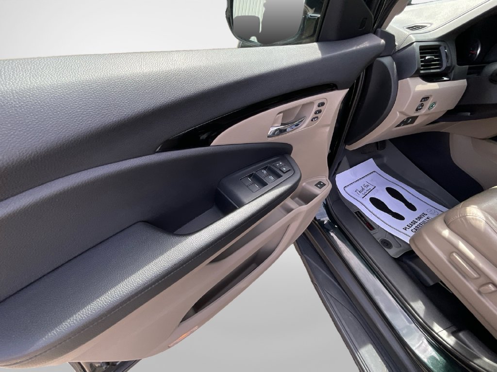 Used 2019 Honda Pilot Elite image 14