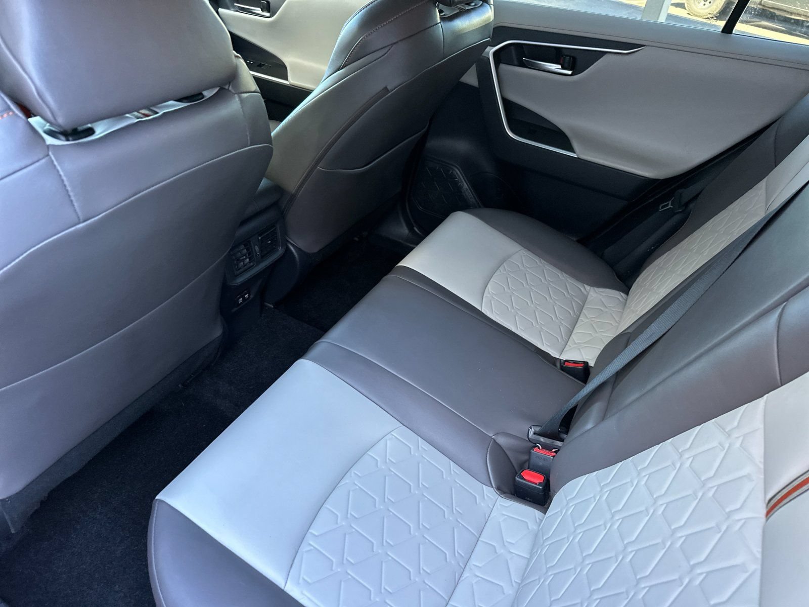 Used 2019 Toyota RAV4 Adventure w/ Advanced Technology Package AWD/4WD image 11